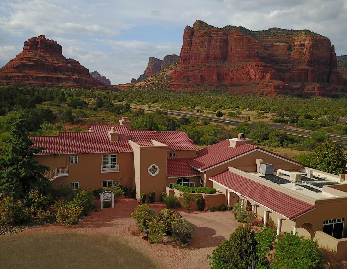 Deluxe Double or Twin Room with Pool Access